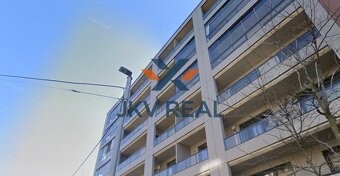 JKV REAL ponúka na predaj štýlový 2-izbový apartmán s veľkou - 4