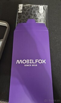 Kryt a ochranné sklo na iPhone 16 pro max - 4