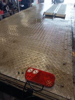 Prívesný vozik trojnapravovy - 4