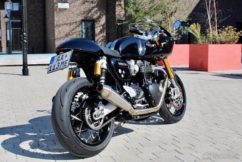 Triumph Thruxton RS 1200 Jet Black - 4