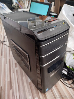 PC Lenovo - Core i7-4770, 16GB, GTX 650-2GB, SSD, W10 - 4