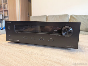 Onkyo TX-8220 - 4