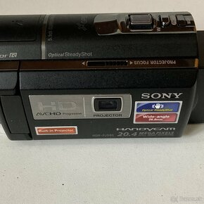 Sony HandyCam HDR-PJ580 - 4