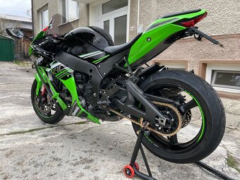 KAWASAKI NINJA ZX10R - 4