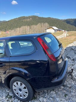 Rozpredam Ford Focus 1.6 TDCi Kombi - 4