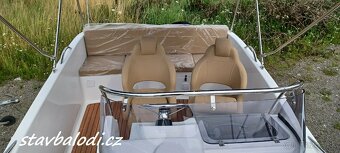 Motorový čln, loď Orion 560 SunDeck - 4