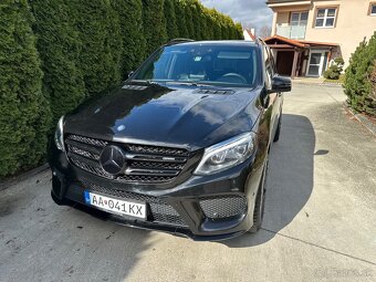 Mercedes Benz 43 AMG - 4