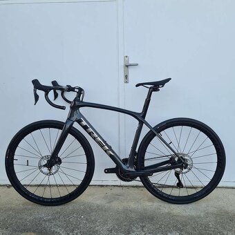 Trek Domane SLR 7 – Ultegra Disc Di2 2x12 - 4