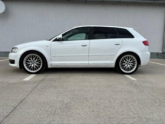 Audi A3 2.0 TDi 103kw, 3xS-line - 4