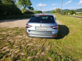 Škoda Superb combi 3 sportline 2,0tdi,,110kw - 4