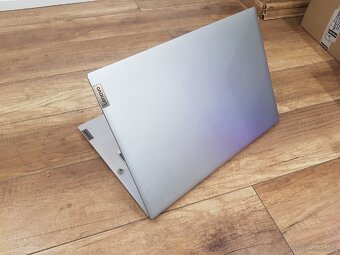 Lenovo ideapad 3 17IIL05 - i3-1005G1 / 500GB SSD / 8GB RAM - 4