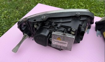 Predám xenónové svetlá (xenóny) z VW Sharan - 4