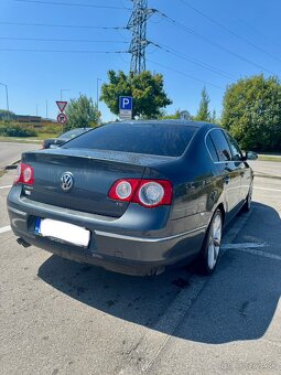 VW Passat 1.8TSi - 4
