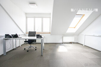 IBA U NÁS Na prenájom štýlová kancelária - Žilina – 47 m2 - 4