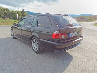 BMW e39 3.0d manuál Touring - 4