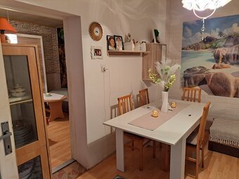 Na predaj dva rodinné domy vo Vrábloch - 4