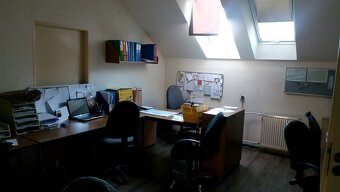 Kancelárske priestory v centre Nitry, Kmeťkova ulica - 4