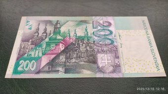 Bankovky 200 Sk s. E 1995, 1999 a 2002 - 4