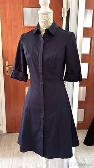 Tmavomodré šaty Orsay - 4