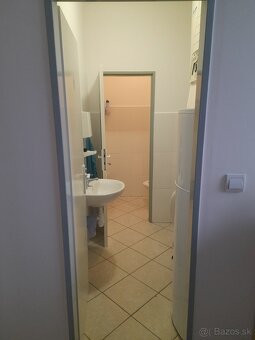 Obchodno-kancelárske priestory v Komárne - 4