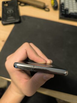 Samsung Galaxy S10 Plus - 4