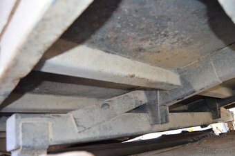 Korba LIAZ 18.33 na kŕmnu zmes - 4