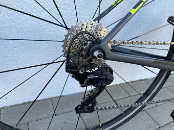 Cube Attain GTC Race Carbon Road Bike in Black - 4