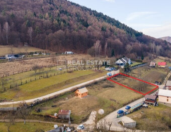 POZEMOK POD RD S PEKNÝMI VÝHĽADMI - 4