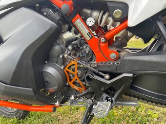 Ktm adventure 890R - 4