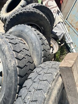 295 80 R22,5 - 4