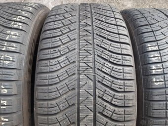 295/40 R20 - 265/45 R20 -zimné Michelin (Porsche Macan) - 4