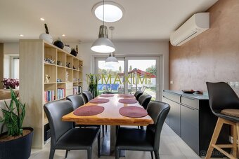 Elegantná novostavba 4,5-izbového domu v tichej časti Malaci - 4