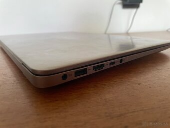 Asus Zenbook 14" - 4