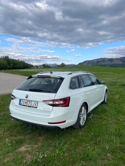 ŠKODA SUPERB III combi 2.0 TDI 110kw - 4