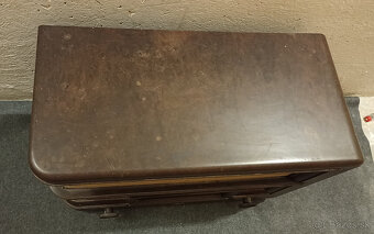 Staré retro bakelitové rádio Rektra RA90, ČSR 1939 - 4