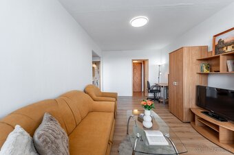 KALINOVSKÁ - slnečný 1,5-izb byt 42,70m²+ loggia - 4