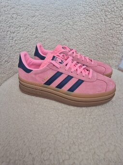 Dámske Adidas Gazelle veľkosť 38 2/3,vnútorná dĺžka 24cm - 4