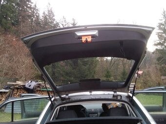 Skoda Fabia  piate dvere zadná kapota - 4