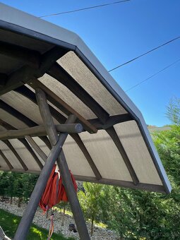 Pristresok, hojdacka, zahrada - 4