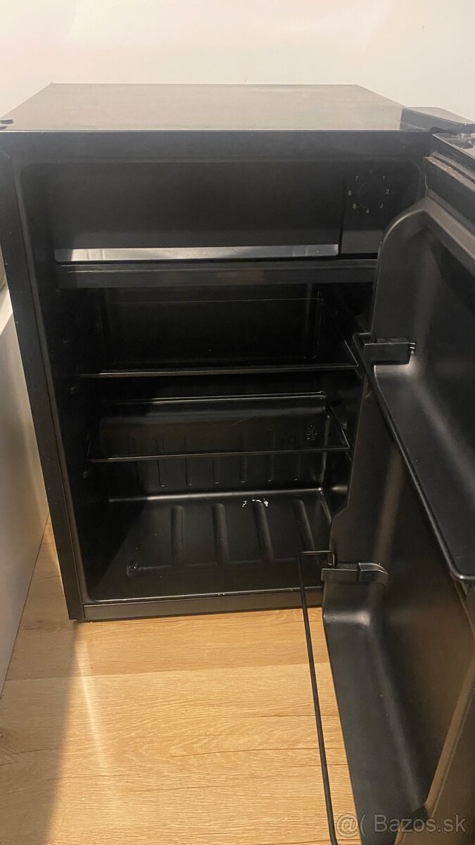 Predam mini chladnicku - 5