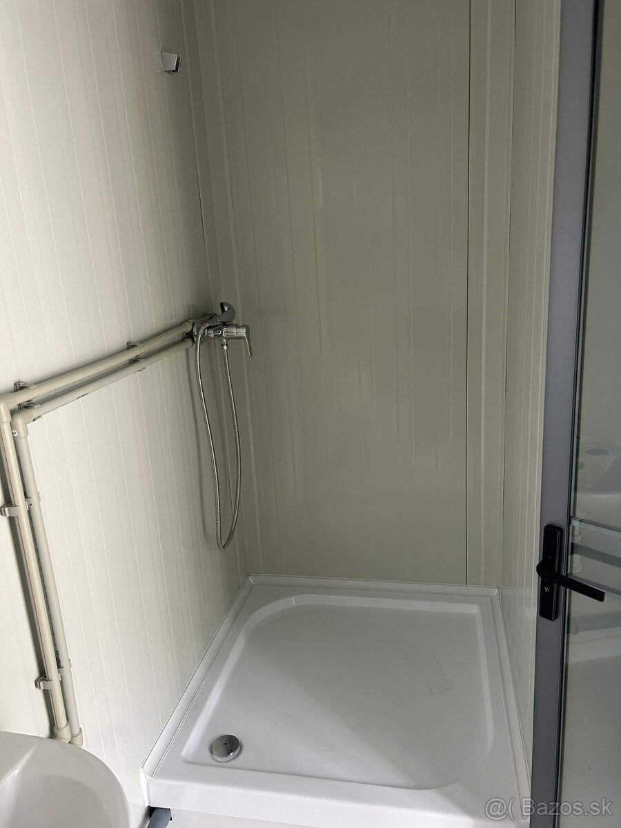 Obytný kontajner o rozměru 3 x 7 m - 5