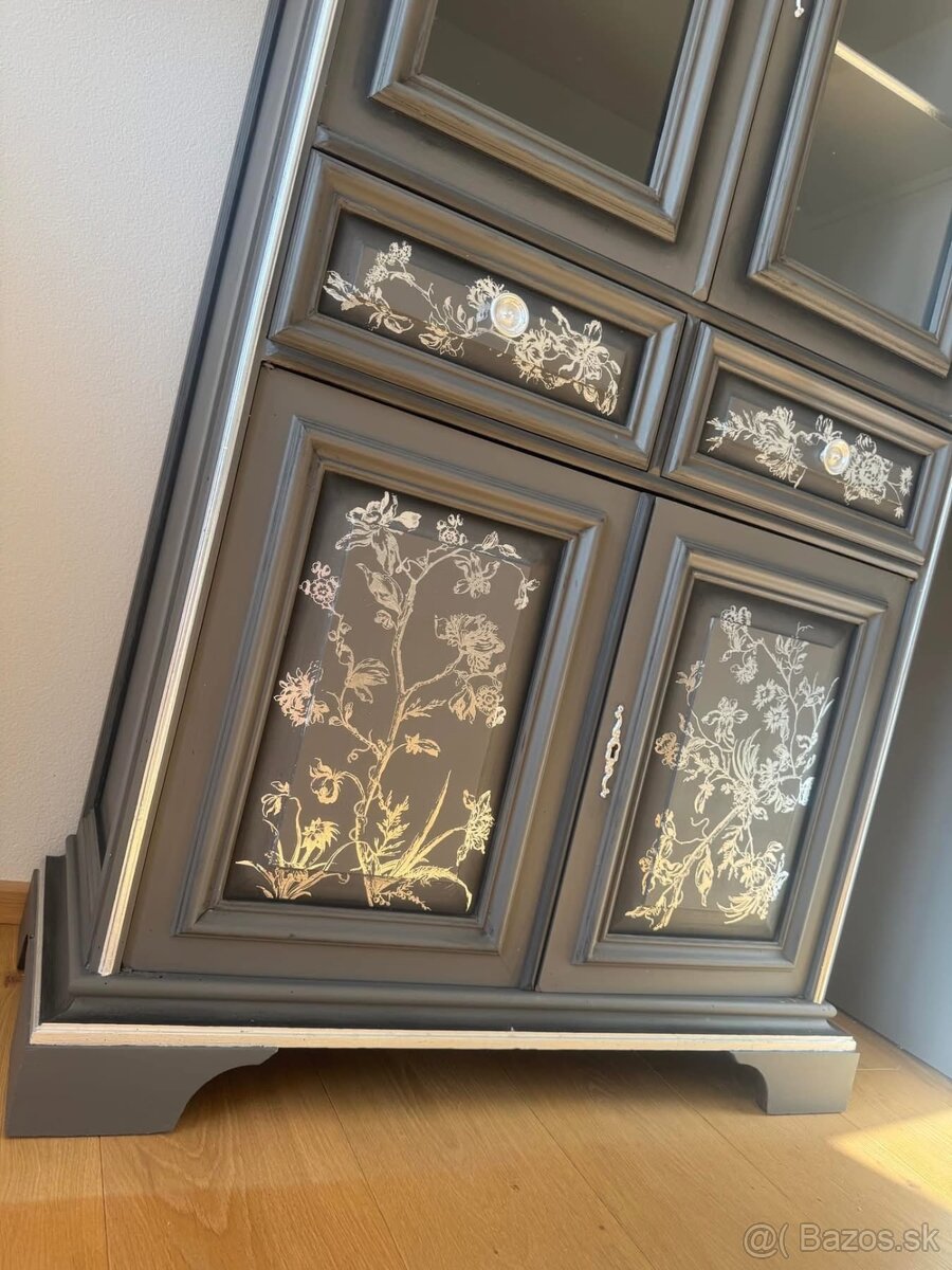 Predám vitrína, knižnica, skriňa - 5