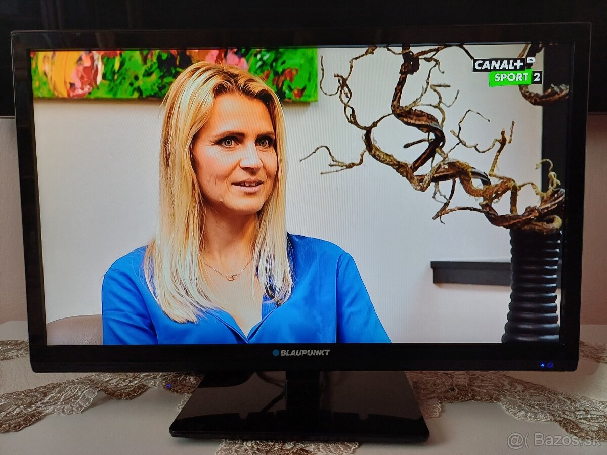 Predám Smart LED TV Samsung UE55NU7093U 4K UHD s Wi-Fi - 5