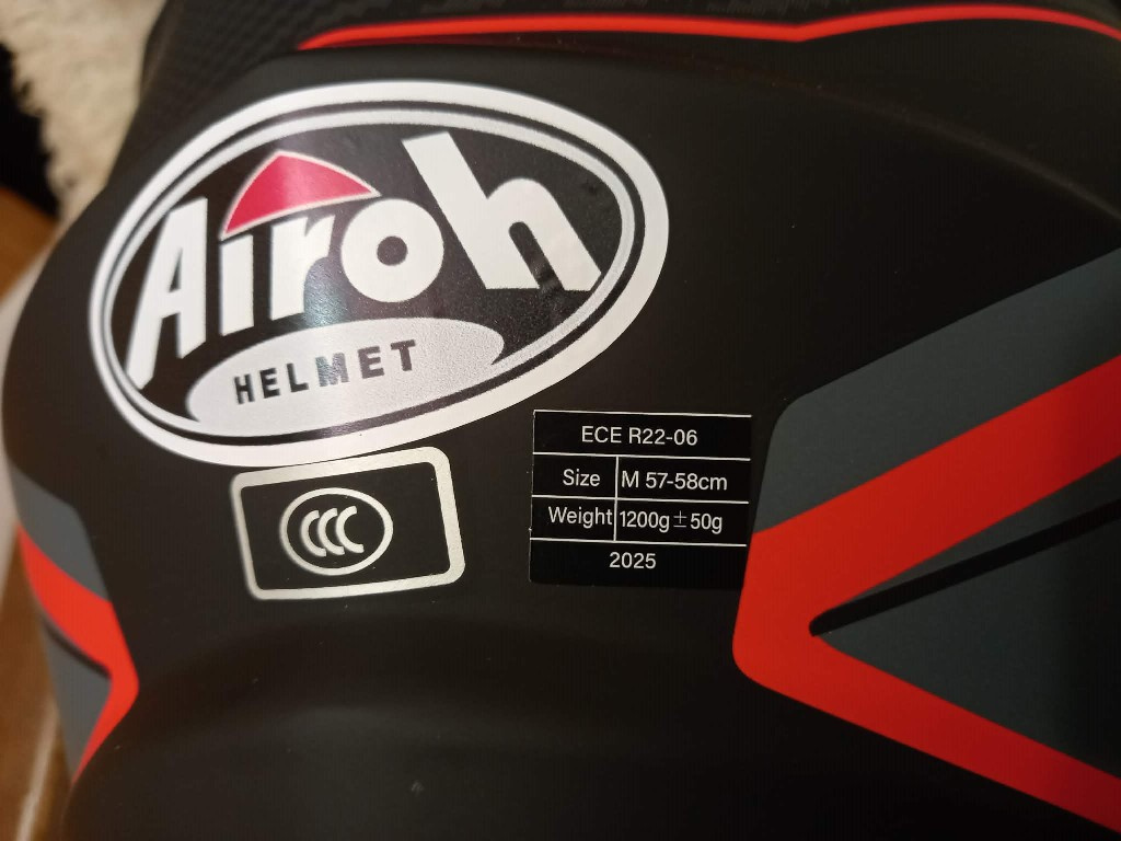 NOVA lahka prilba cross - 5