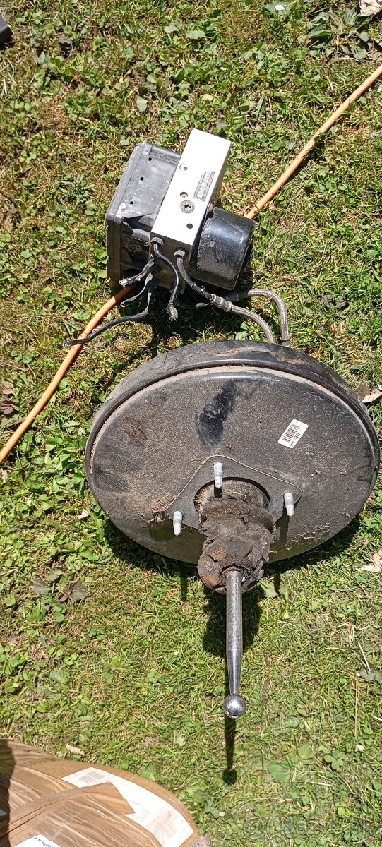 Škoda Octavia 1 combi 2.0 85 kW benzin ND - 5