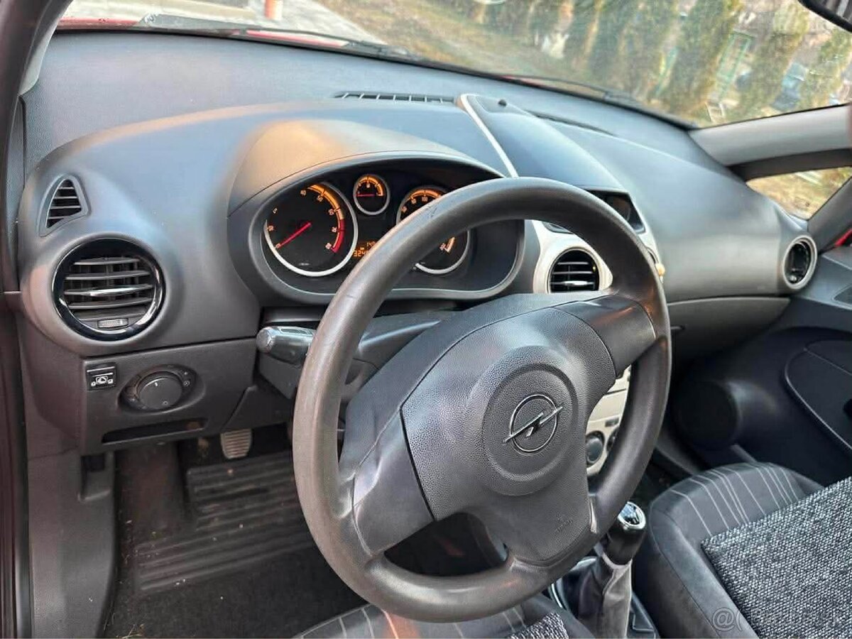 Opel corsa - 5