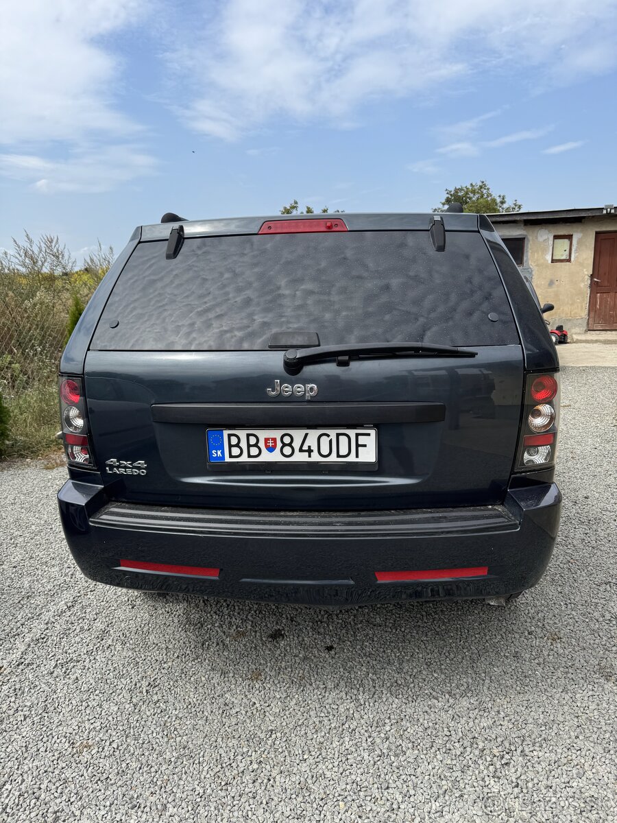 Predám/vymenim jeep 3.7 laredo 157kW. 2007/10 - 5