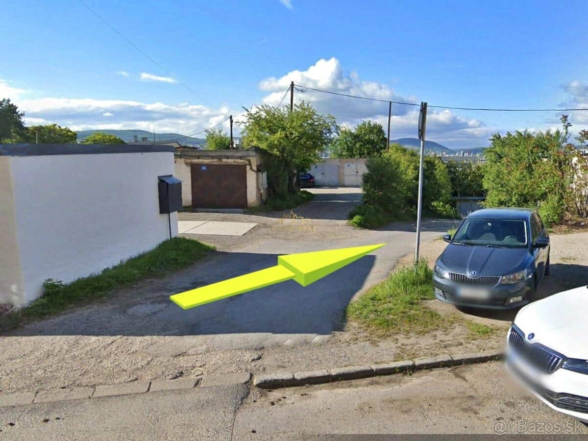 Murovaná Garáž s pozemkom 16m² / Krakovská / JUH - Železníky - 5