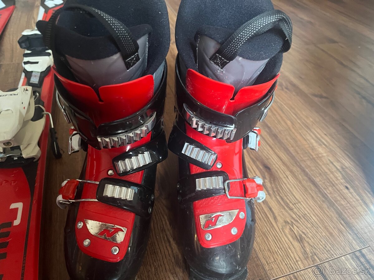 Lyže+lyžiarky+prilba+paličky - 5