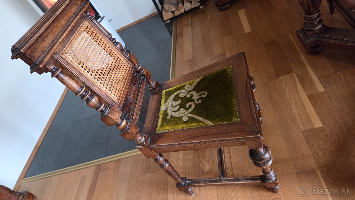 Starožitná jedáleň - 5